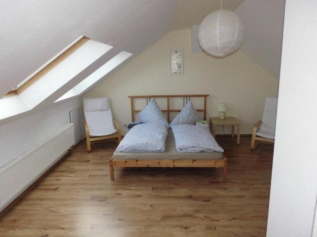 Sehr-Schoene-4-Raum-Maisonette-Fewo-Mit-110Qm-Balkon-Zentral-Preiswert-T7 Dresden Exterior foto